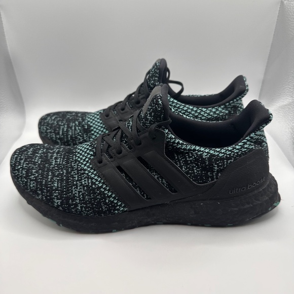 Adidas UltraBOOST Running Shoes - Men's US 8 - Includes original box - Picture 5 of 9